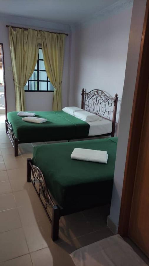 Kanza Beach Inn Marang Εξωτερικό φωτογραφία