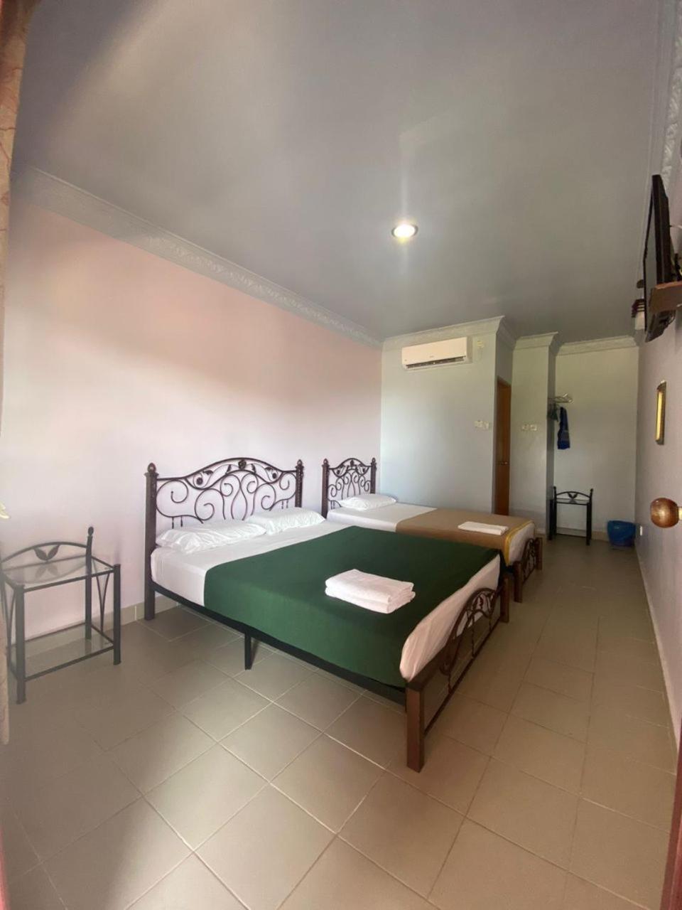 Kanza Beach Inn Marang Εξωτερικό φωτογραφία