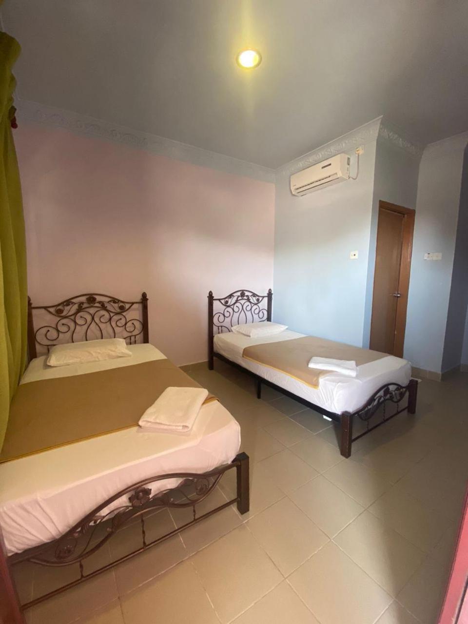 Kanza Beach Inn Marang Εξωτερικό φωτογραφία