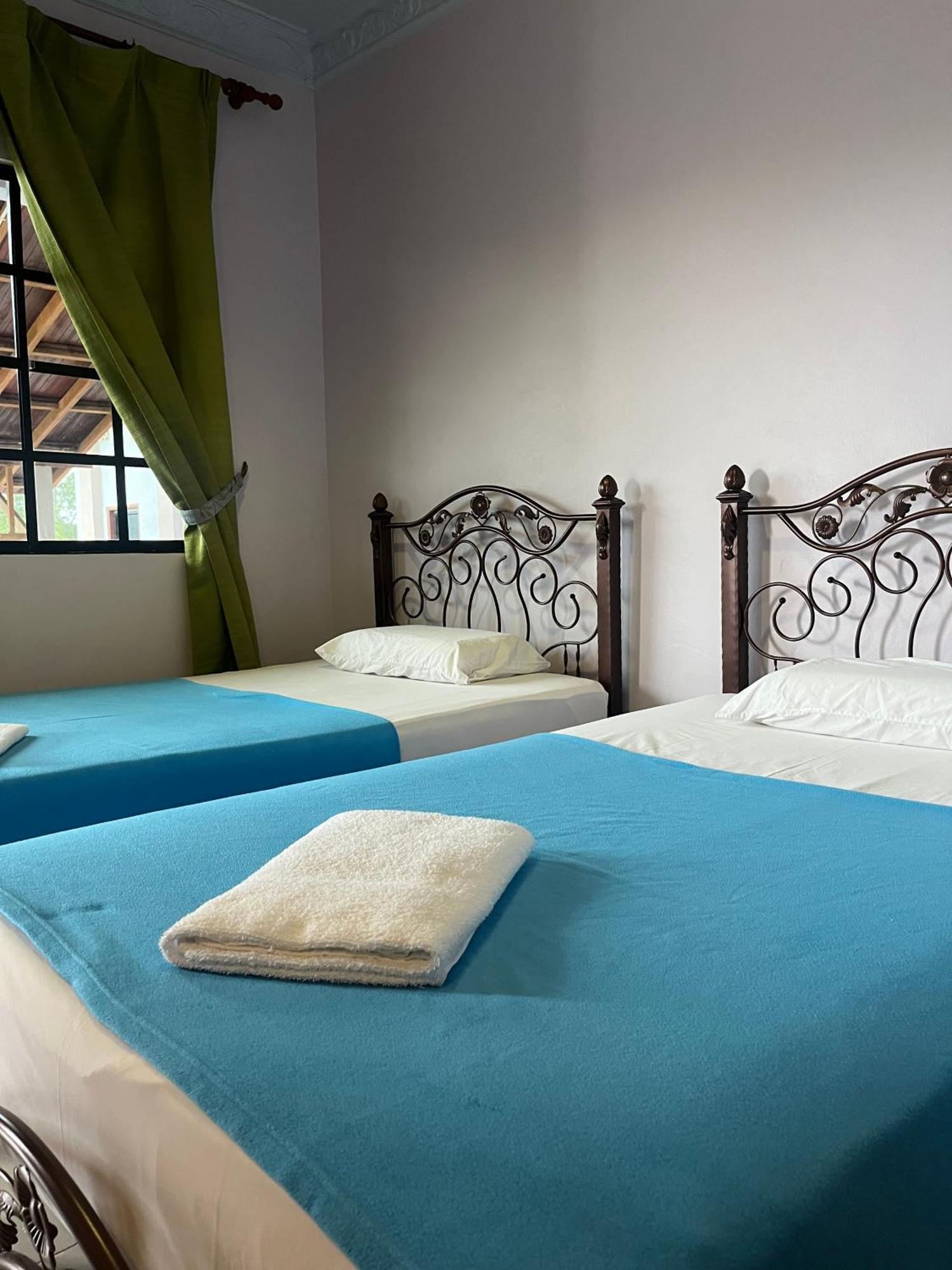 Kanza Beach Inn Marang Εξωτερικό φωτογραφία